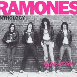 “Hey! Ho! Let's Go: Ramones Anthology Disc 2”的封面