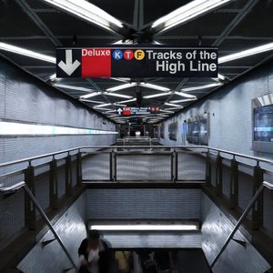 'Tracks of the High Line (Deluxe)' için resim