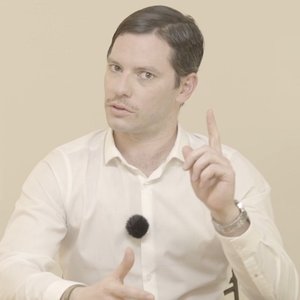 “V Rámci Dobra...”的封面