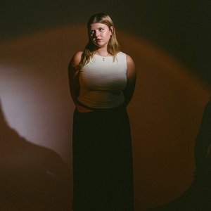 “Eliza Mclamb”的封面
