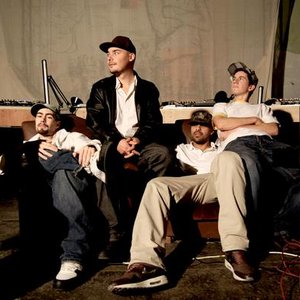“Scratch Bandits Crew”的封面