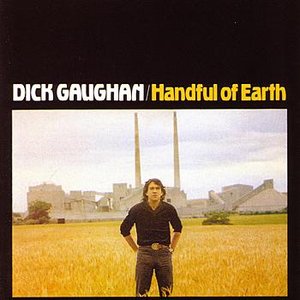 Zdjęcia dla 'Handful Of Earth'