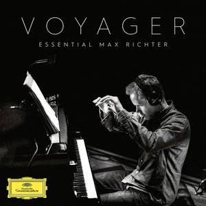 “Voyager - Essential Max Richter”的封面