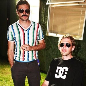 “Groove Armada”的封面