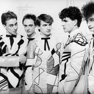 “Split Enz”的封面