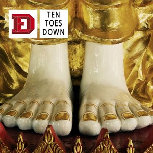 Imagen de 'Ten Toes Down'