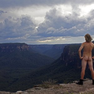 Immagine per 'Twelve Point Buck'