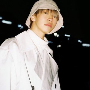 “Rovv”的封面