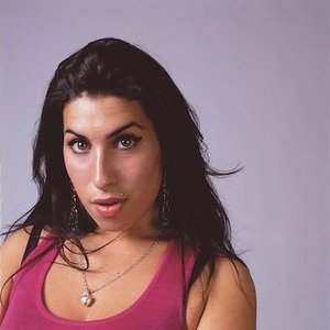 “Amy Winehouse”的封面
