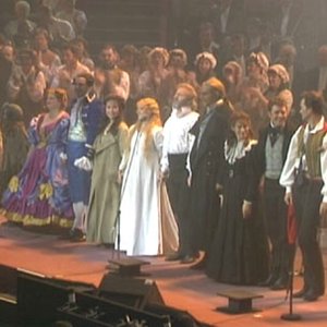Изображение для 'Les Misérables - 10th Anniversary Concert Cast'