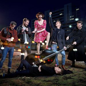 “Skinny Lister”的封面