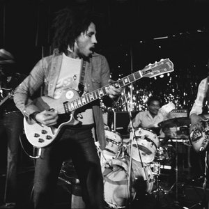 'Bob Marley & The Wailers' için resim