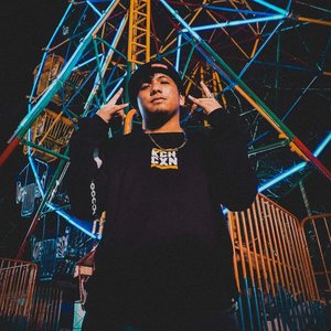 “Guccimith”的封面