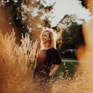 “Aija Alsiņa”的封面