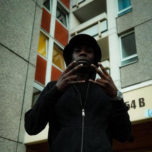 'THIZZY52' için resim