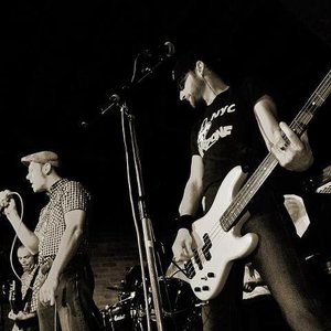 “The Daltons”的封面