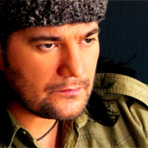 “Ahmet Şafak”的封面