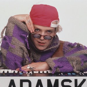 “Adamski”的封面