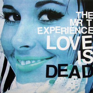 “Love Is Dead”的封面