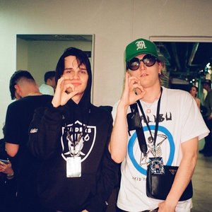 “Платина feat. Scally Milano”的封面