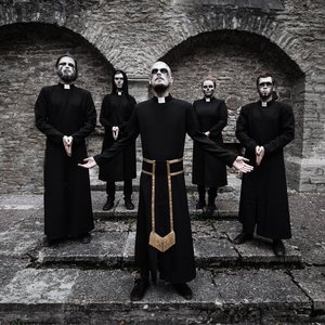 “Condescension”的封面