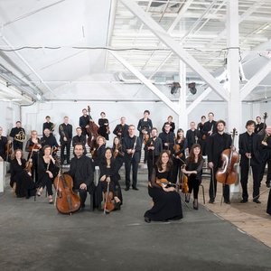 'Kammerorchester Basel' için resim