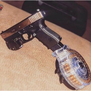 Image for 'SARRA NOS MENOR QUE TA DE GLOCK NA CINTURA'