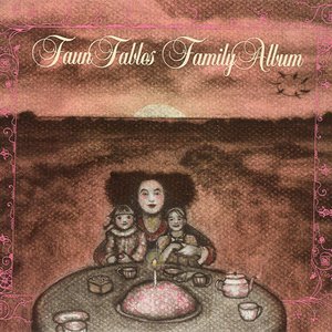 “Family Album”的封面