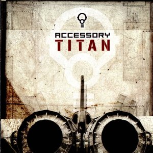 “Titan”的封面