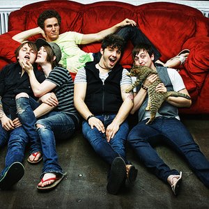 “Take Cover”的封面