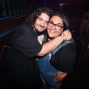 “Helasex”的封面