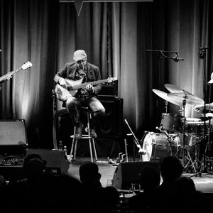 Zdjęcia dla 'Kurt Rosenwinkel Standards Trio'