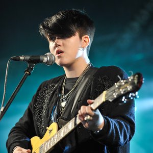 “Romy Madley Croft”的封面