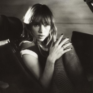 Image for 'Suki Waterhouse'