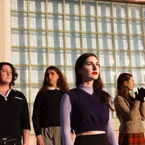 “The Ophelias”的封面