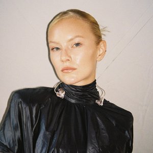 “Annet X”的封面