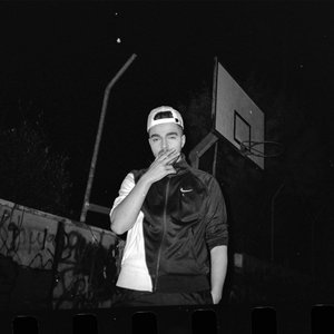 “Fawzi”的封面