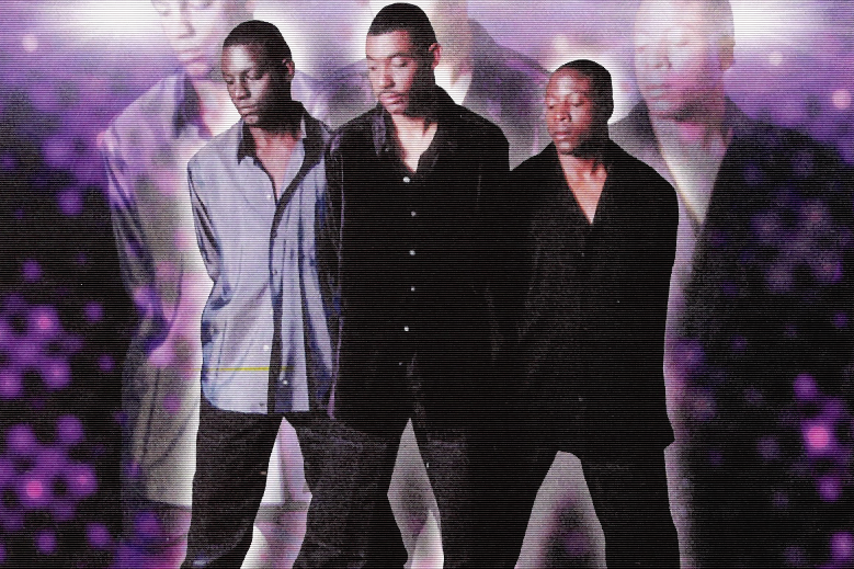 Broken heart песня. Альбом the trojan uk hits. Футболка broken heart. Обложка для трека сердце. Don't breaking my heart.