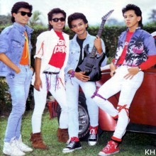 Korban Cinta Lyrics & Chords By Fotograf