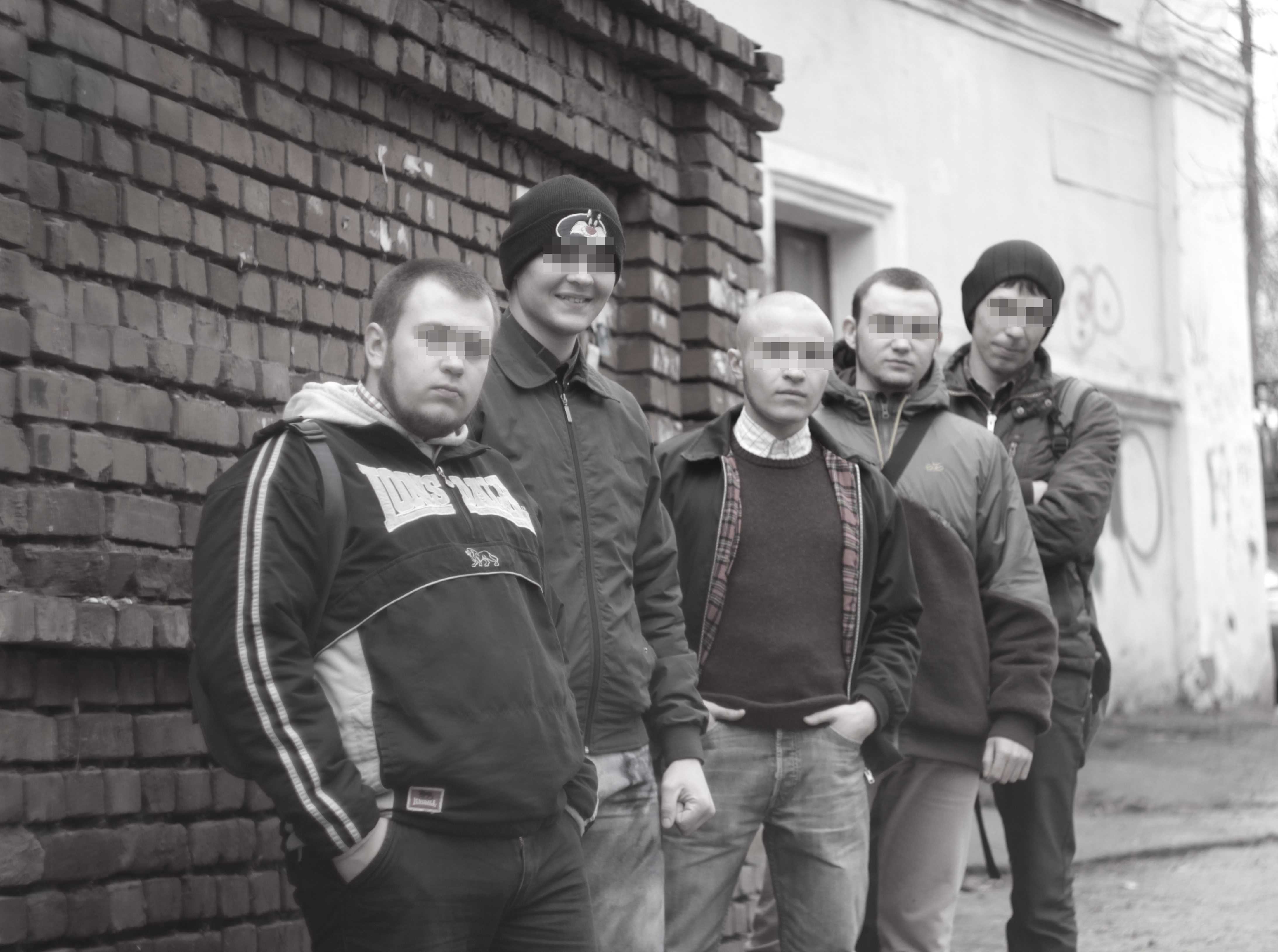 On bad lines. On bad lines. Tv lines. On bad lines. Велосипед haro vector.